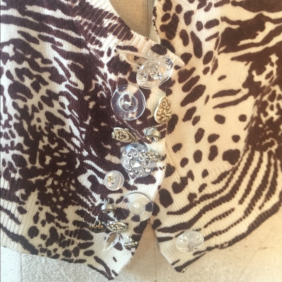Delia’s animal print cardigan lewk - Picture 2 of 3